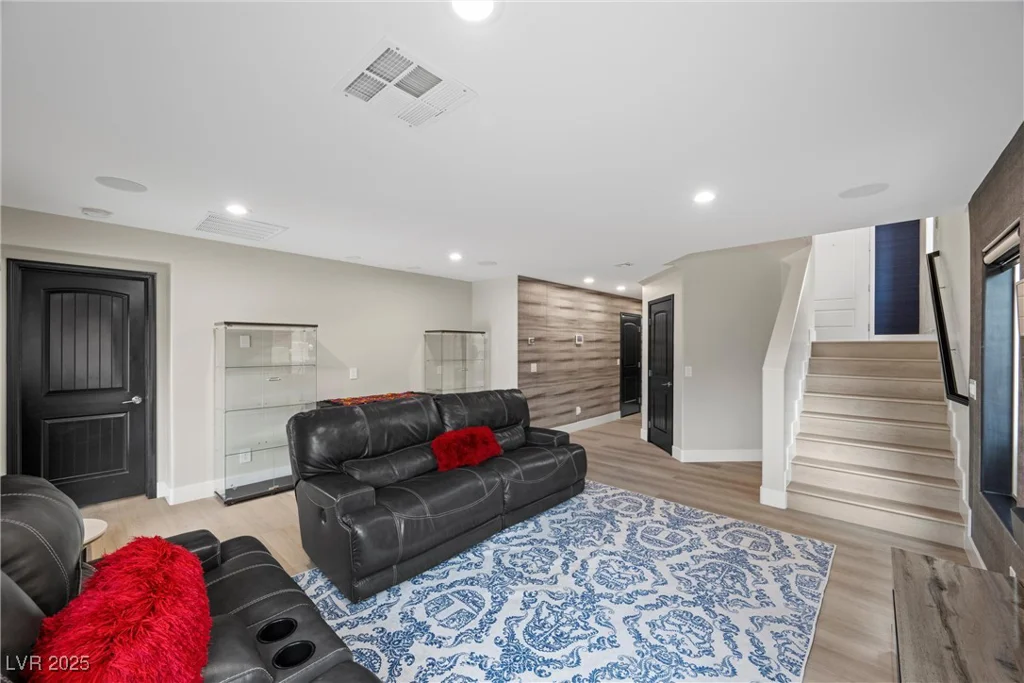 5594 Trilling Bird, Las Vegas, NV 89135