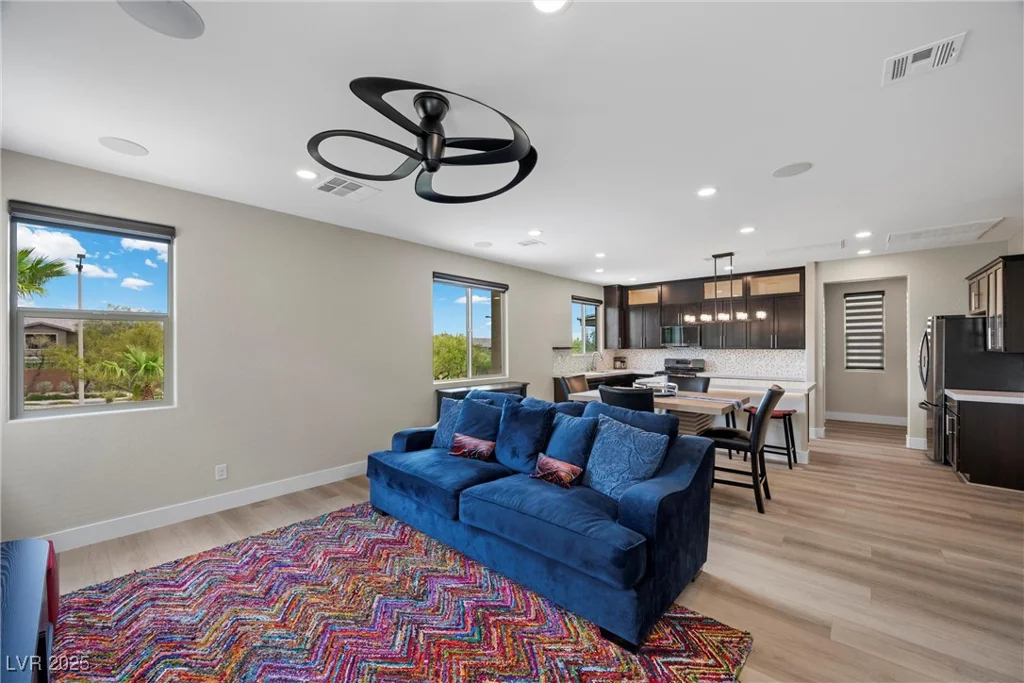 5594 Trilling Bird, Las Vegas, NV 89135