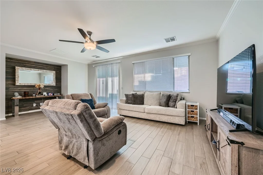 6445 Alpine Ridge, Las Vegas, NV 89149