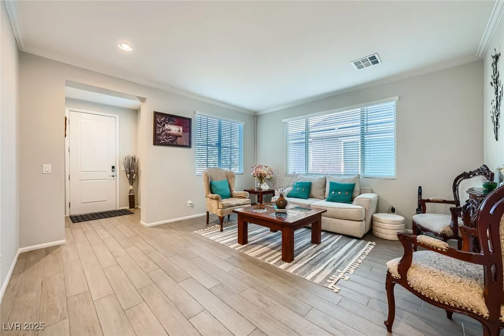 6445 Alpine Ridge, Las Vegas, NV 89149