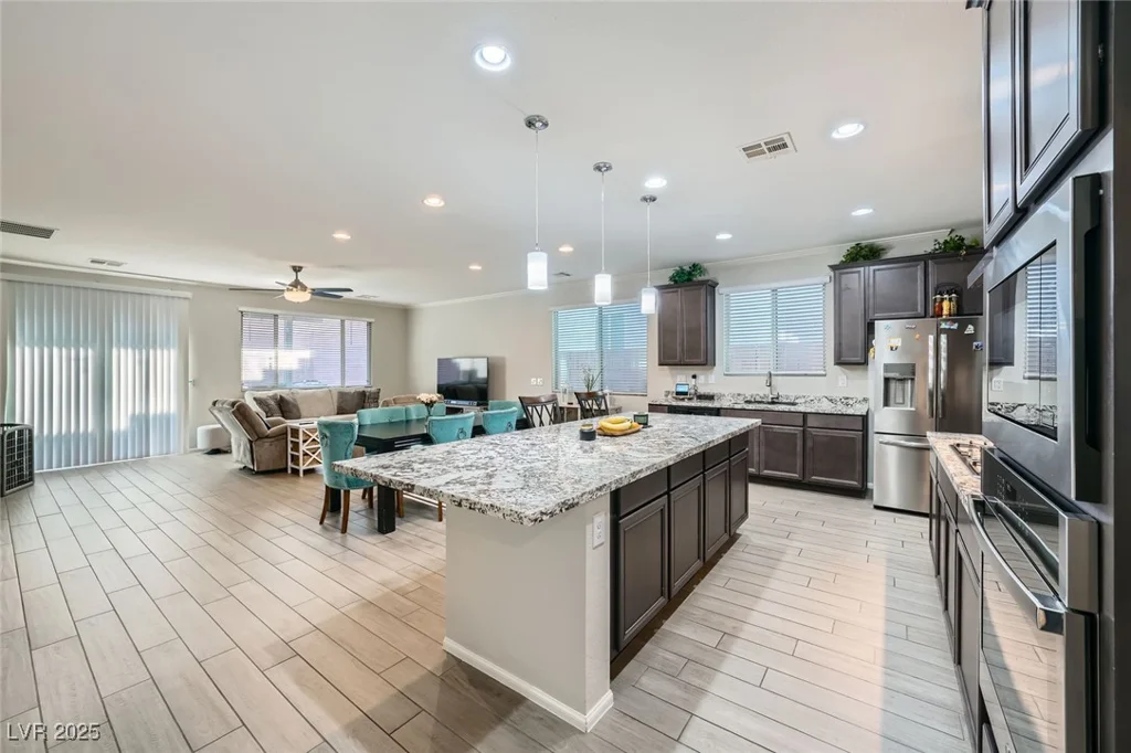 6445 Alpine Ridge, Las Vegas, NV 89149