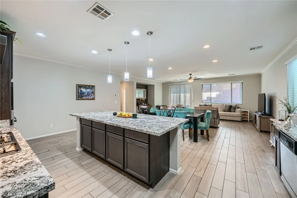 6445 Alpine Ridge, Las Vegas, NV 89149