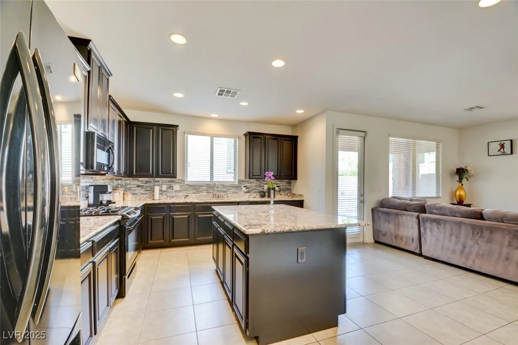 12391 Pinetina, Las Vegas, NV 89141
