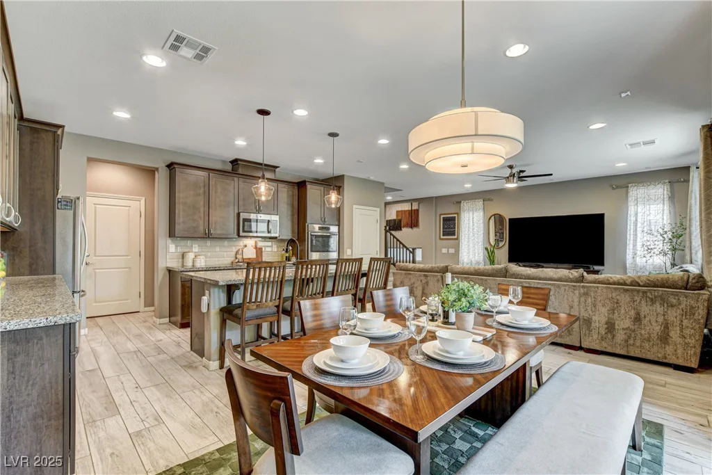 9921 Rams Leap, Las Vegas, NV 89166