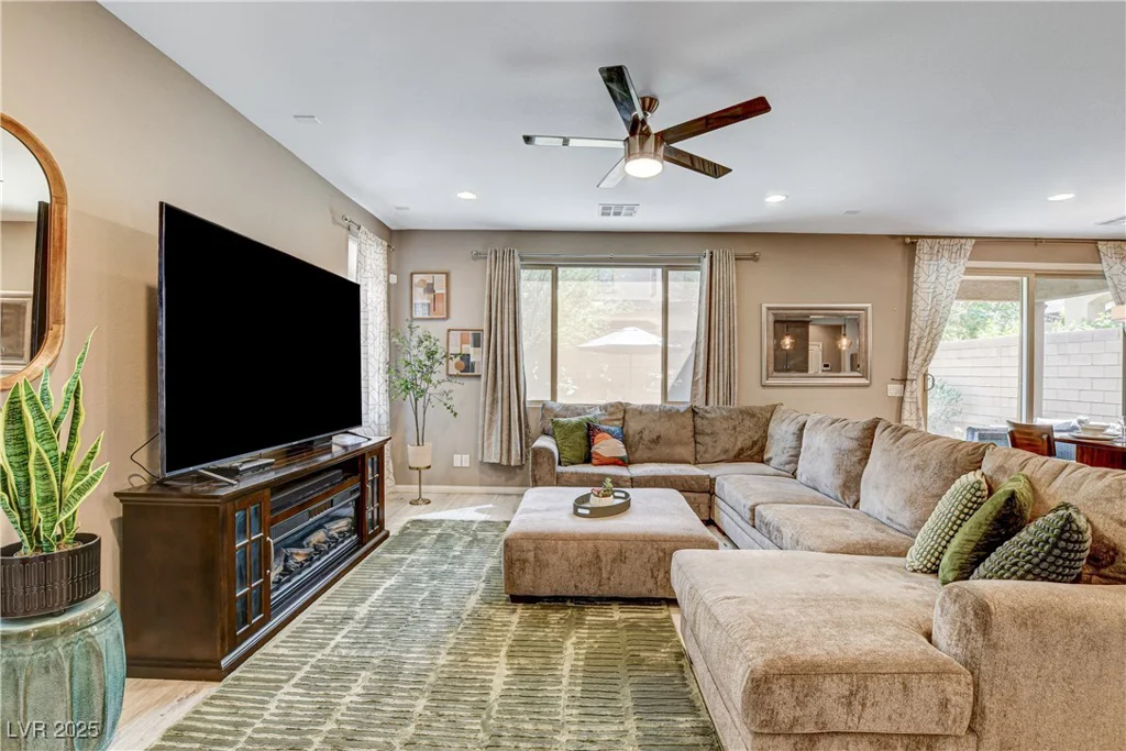 9921 Rams Leap, Las Vegas, NV 89166