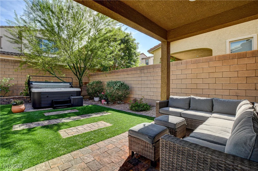 9921 Rams Leap, Las Vegas, NV 89166