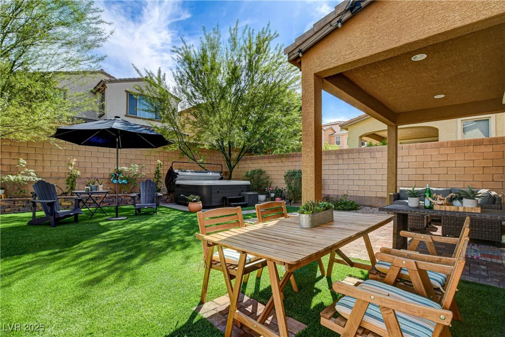 9921 Rams Leap, Las Vegas, NV 89166