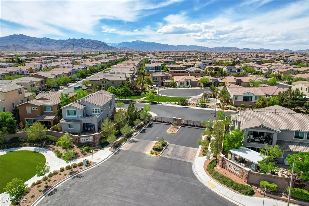 9921 Rams Leap, Las Vegas, NV 89166