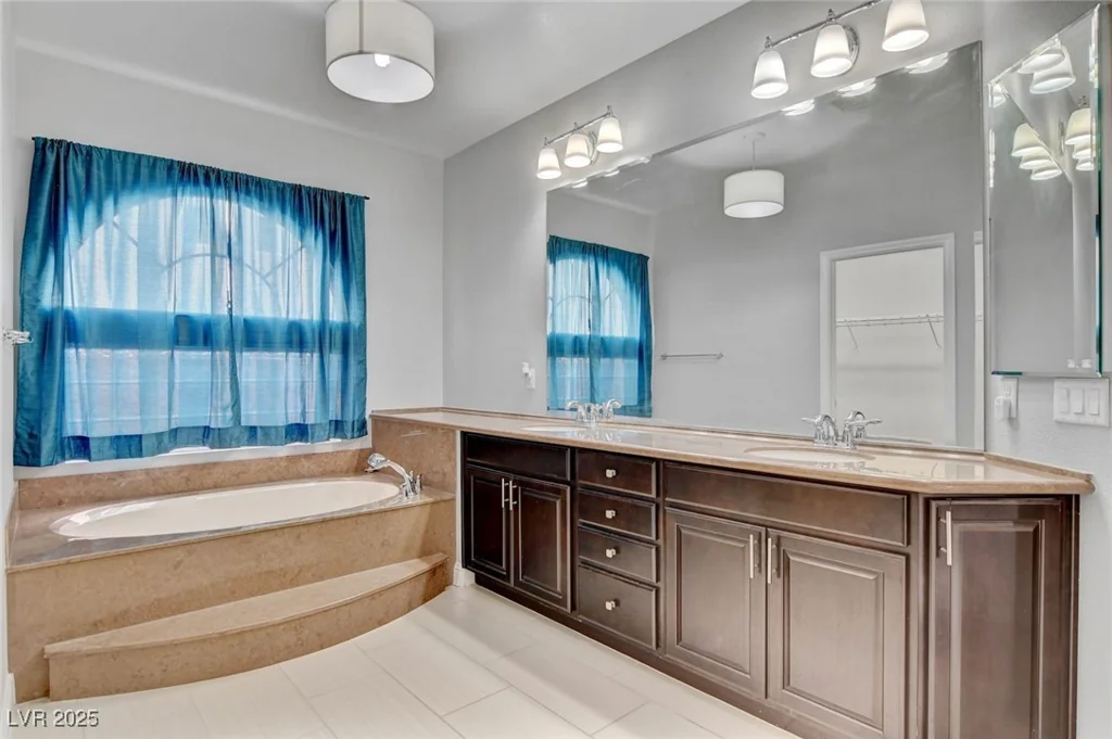 6236 Mount Palomar, Las Vegas, NV 89139