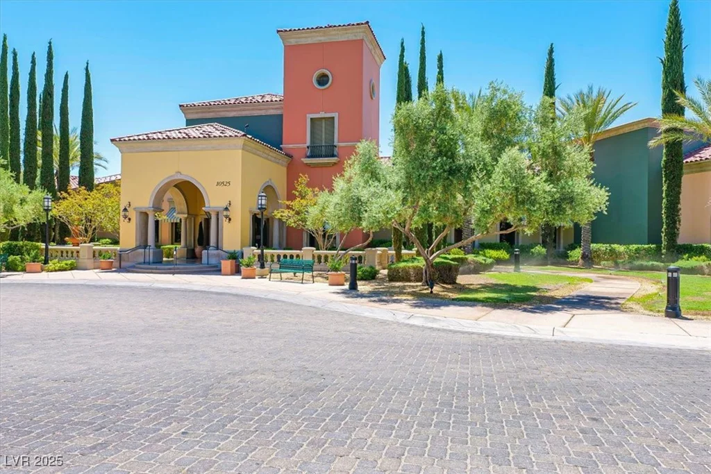 10581 Santo Marco, Las Vegas, NV 89135