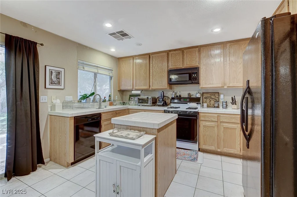 1348 Calle Montery, Las Vegas, NV 89117