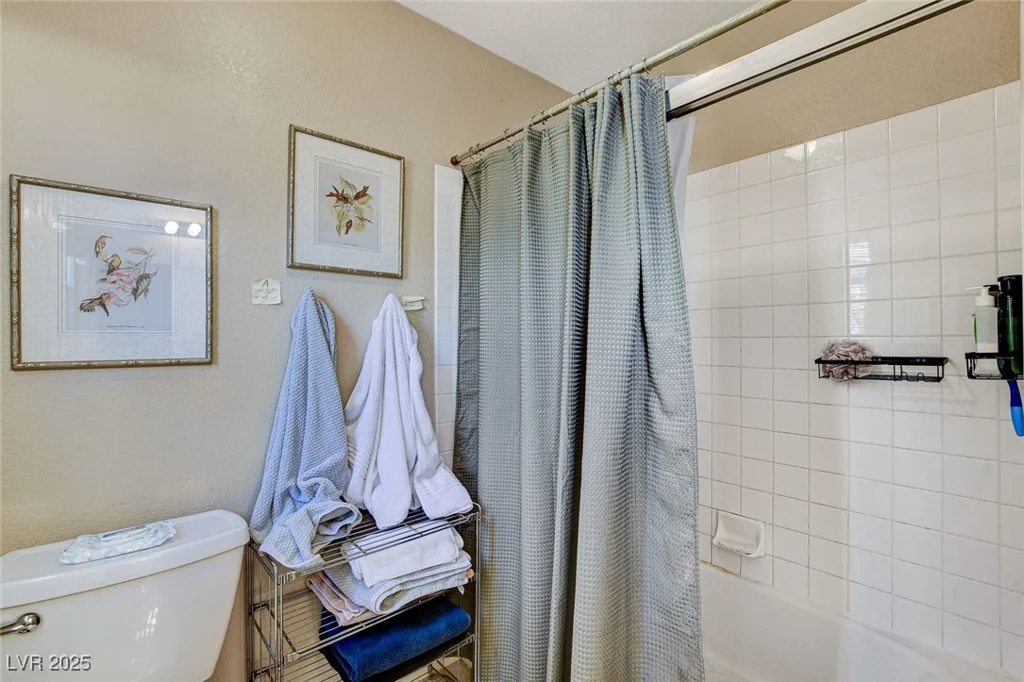 1348 Calle Montery, Las Vegas, NV 89117