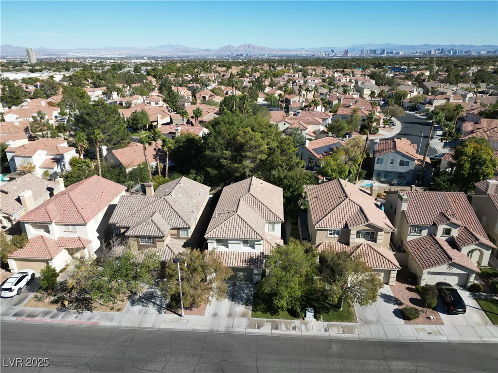1348 Calle Montery, Las Vegas, NV 89117