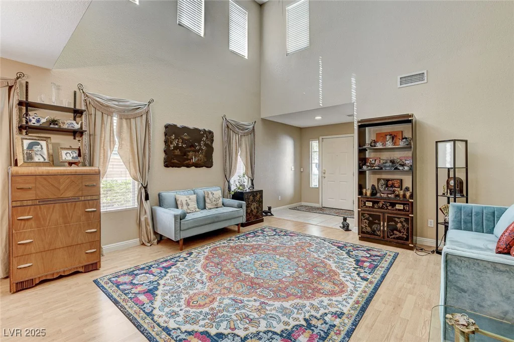 1348 Calle Montery, Las Vegas, NV 89117