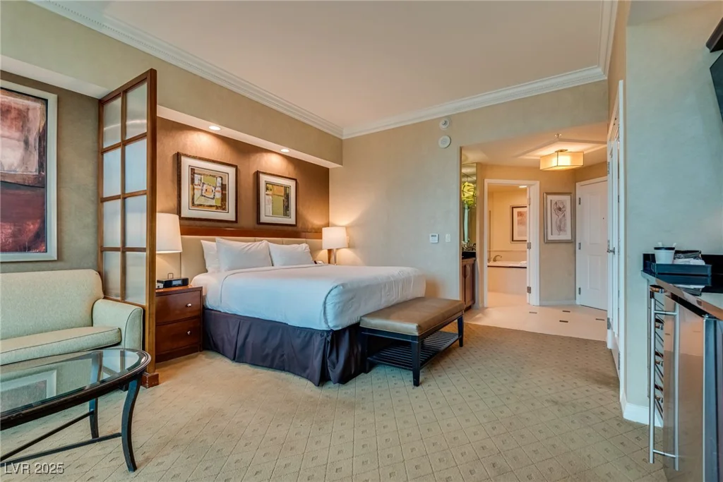 145 Harmon, Las Vegas, NV 89109