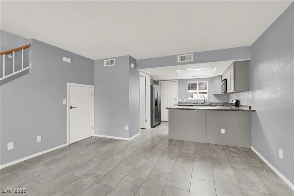 584 Sellers, Henderson, NV 89011