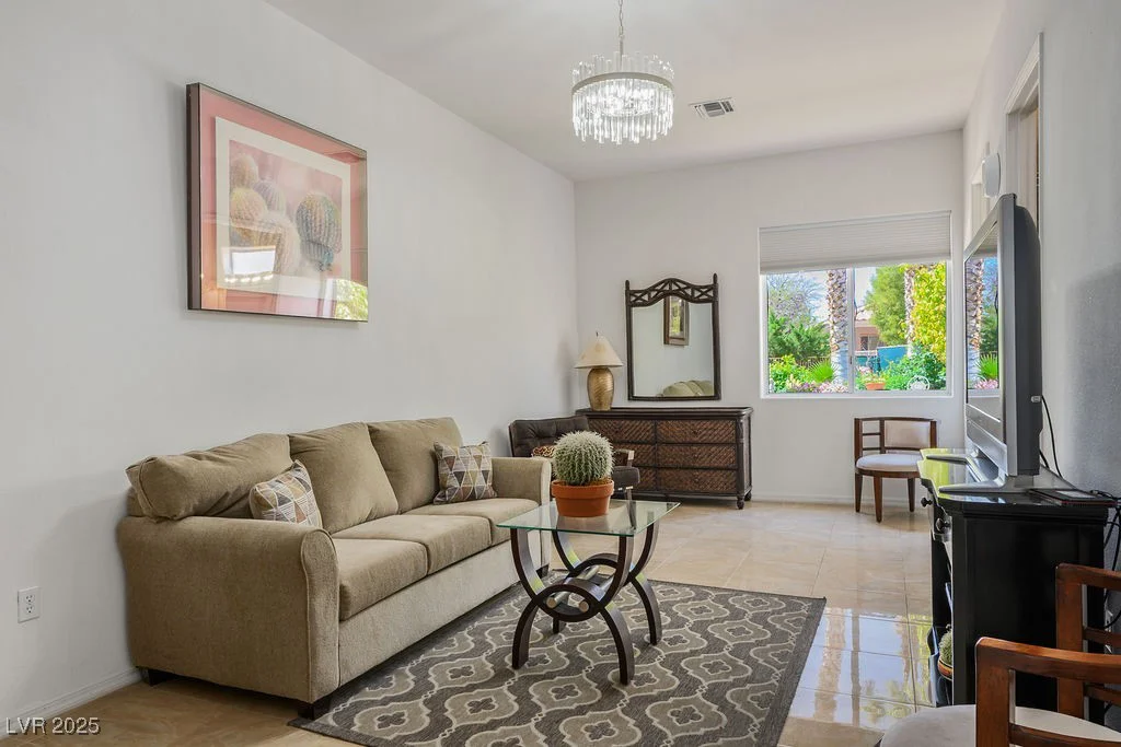 11037 Clarion, Las Vegas, NV 89134