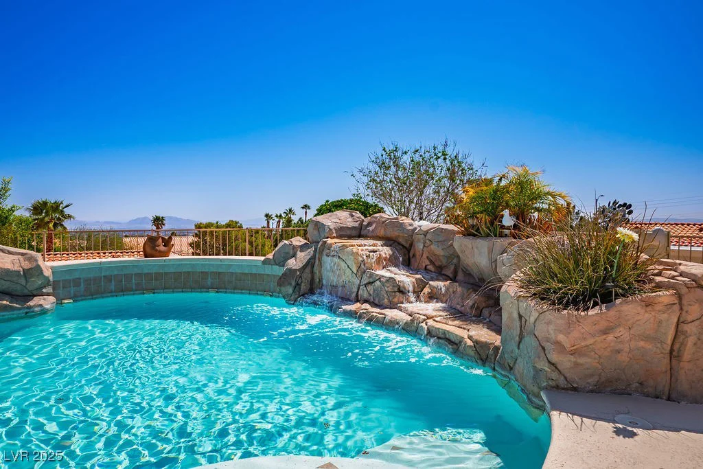 11037 Clarion, Las Vegas, NV 89134