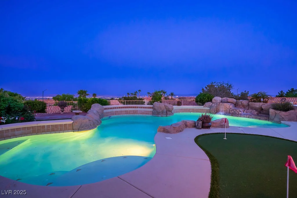 11037 Clarion, Las Vegas, NV 89134