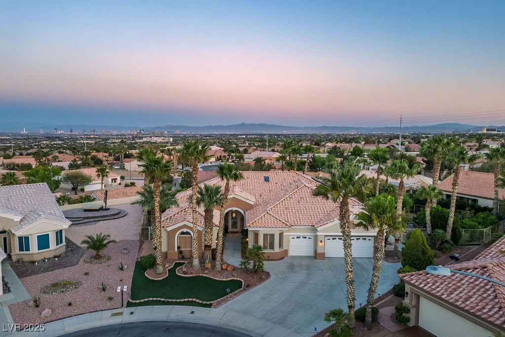 11037 Clarion, Las Vegas, NV 89134