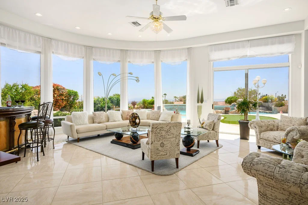 11037 Clarion, Las Vegas, NV 89134