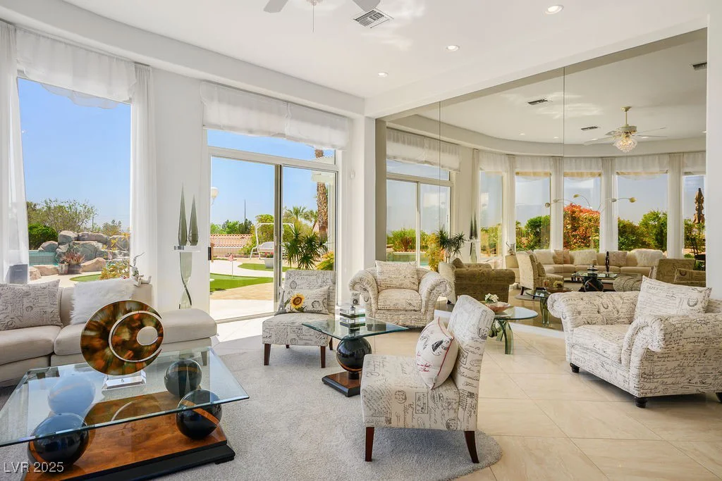 11037 Clarion, Las Vegas, NV 89134