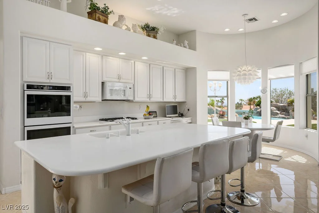 11037 Clarion, Las Vegas, NV 89134