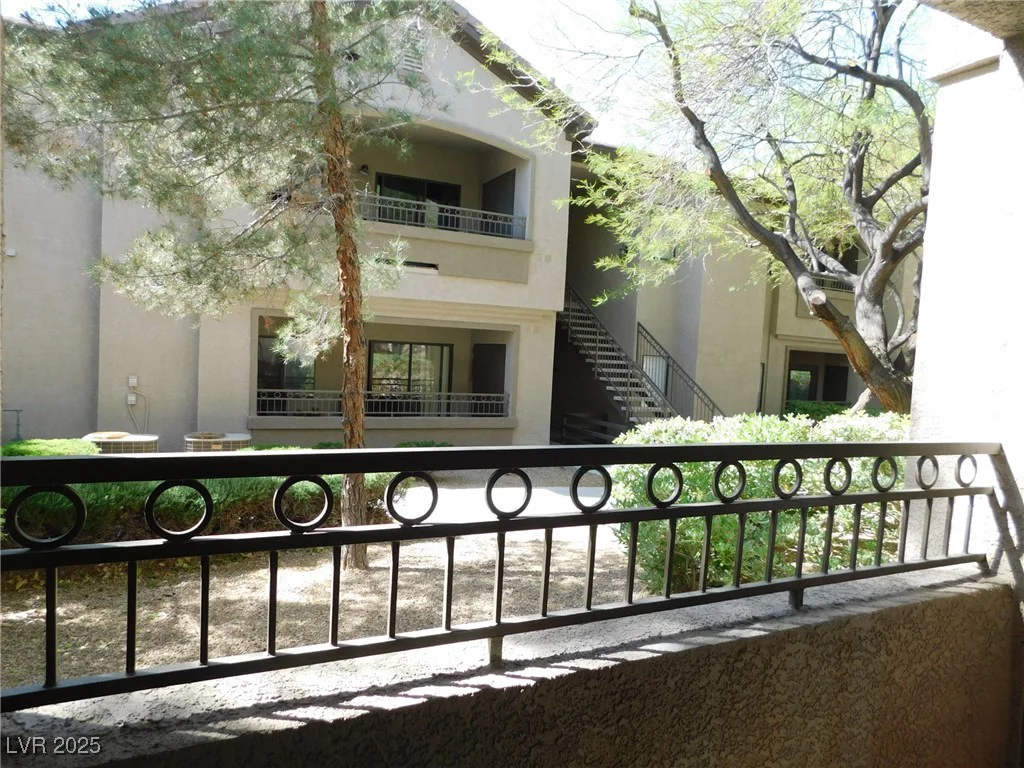 8250 Grand Canyon, Las Vegas, NV 89166