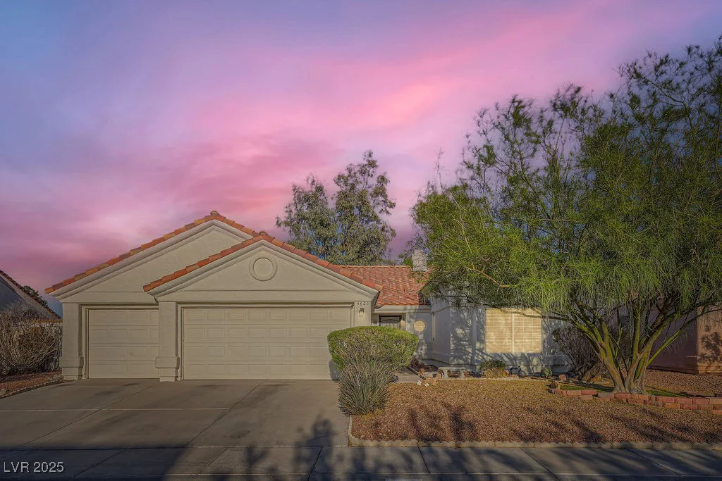 4620 Standing Bluff, Las Vegas, NV 89130