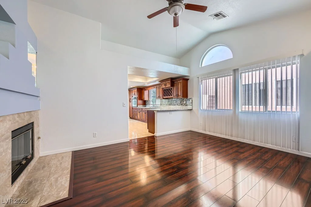 4620 Standing Bluff, Las Vegas, NV 89130