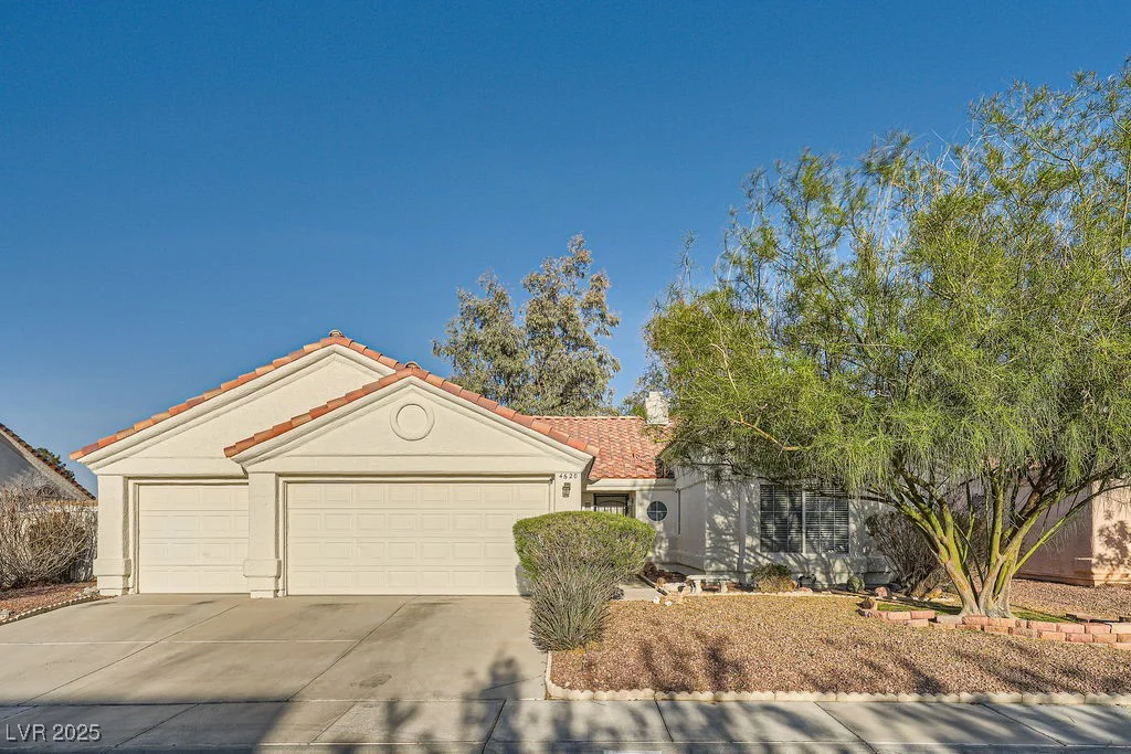 4620 Standing Bluff, Las Vegas, NV 89130