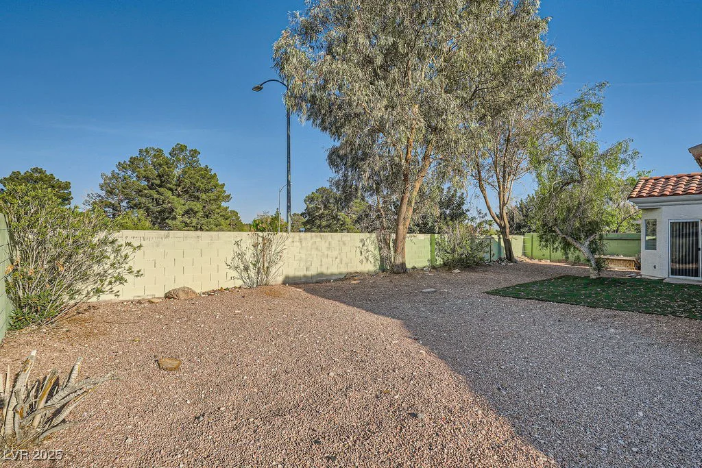 4620 Standing Bluff, Las Vegas, NV 89130