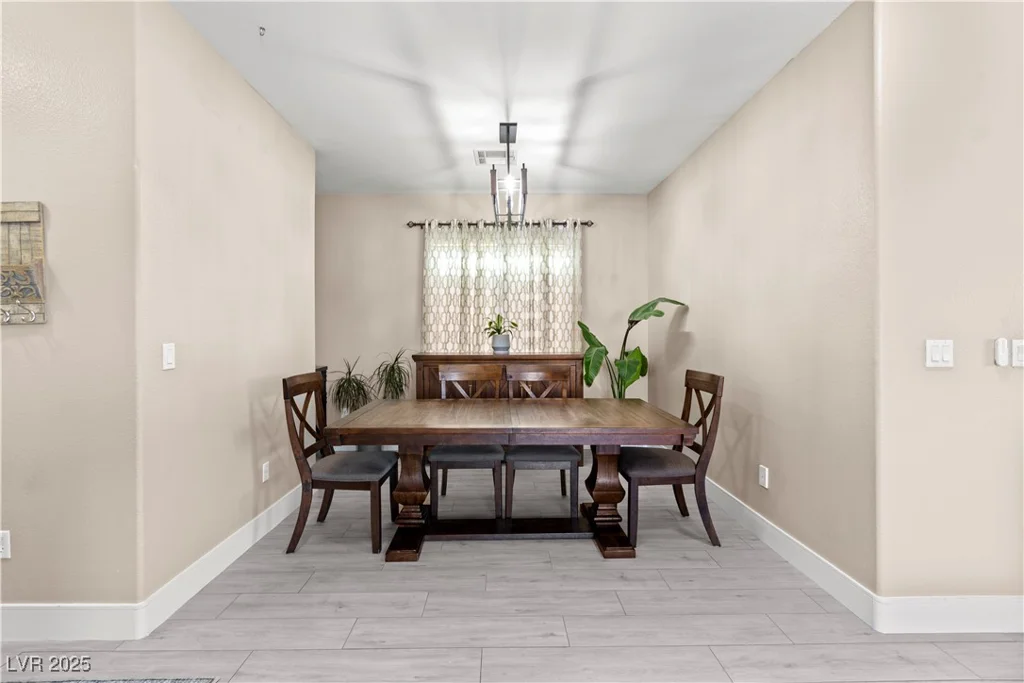 10624 Tuckermans, Las Vegas, NV 89129
