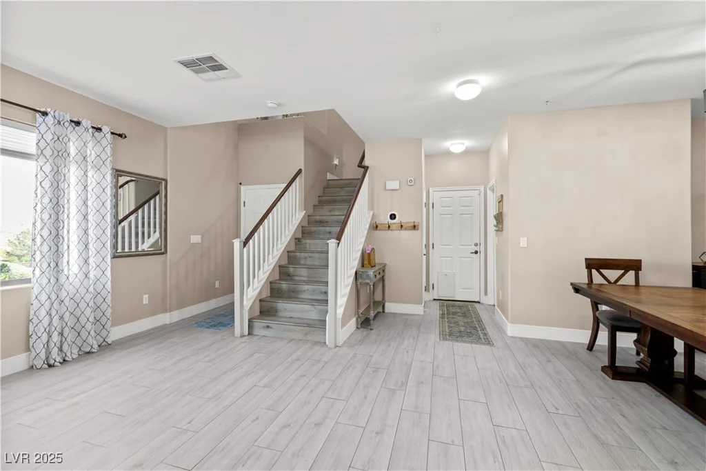10624 Tuckermans, Las Vegas, NV 89129
