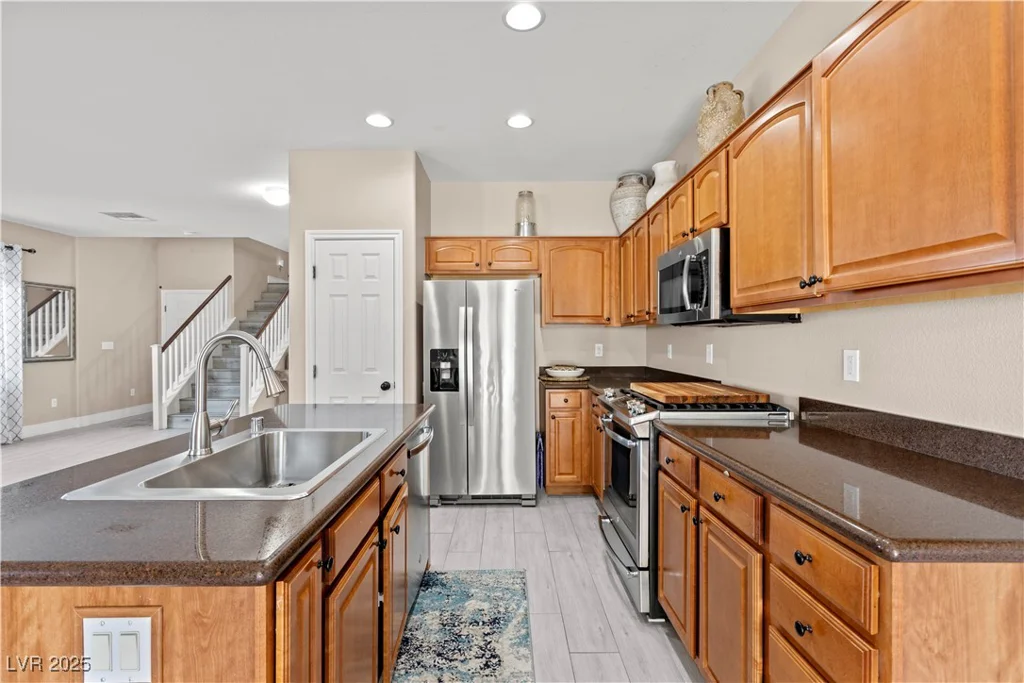 10624 Tuckermans, Las Vegas, NV 89129