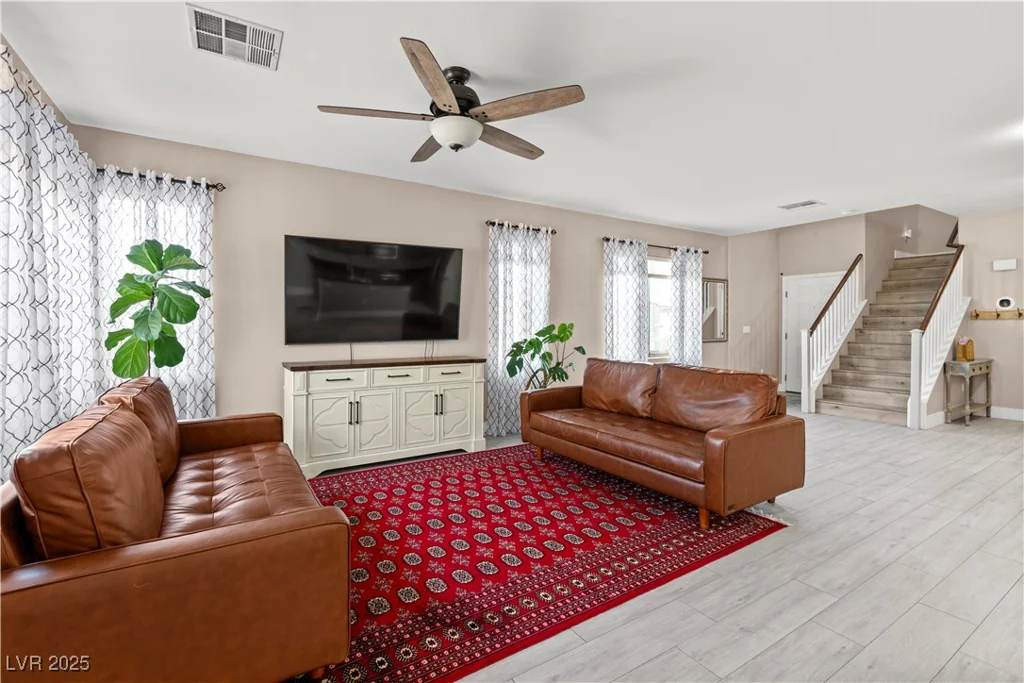 10624 Tuckermans, Las Vegas, NV 89129