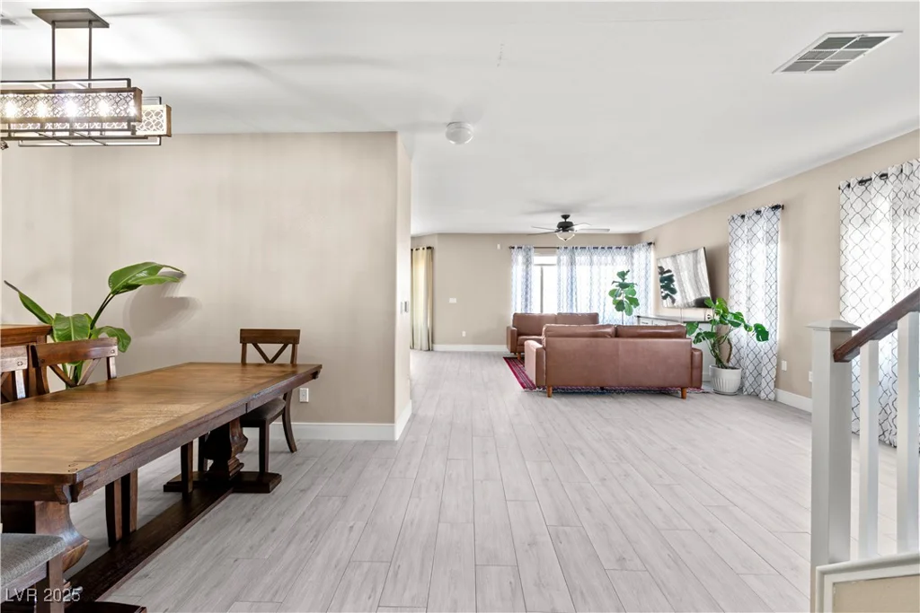 10624 Tuckermans, Las Vegas, NV 89129