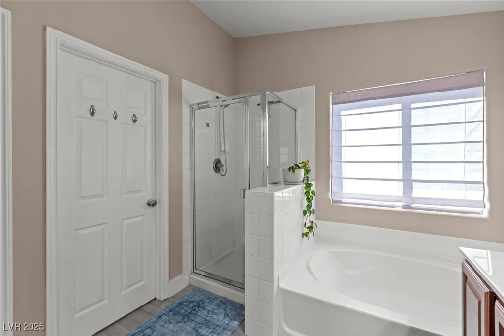 10624 Tuckermans, Las Vegas, NV 89129