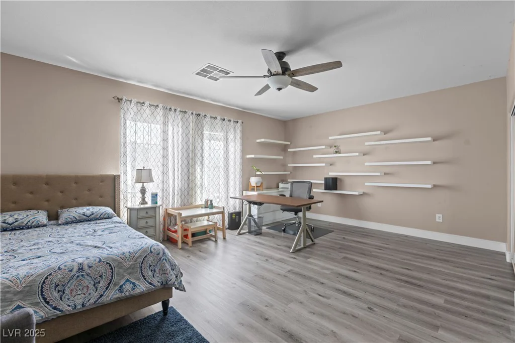 10624 Tuckermans, Las Vegas, NV 89129