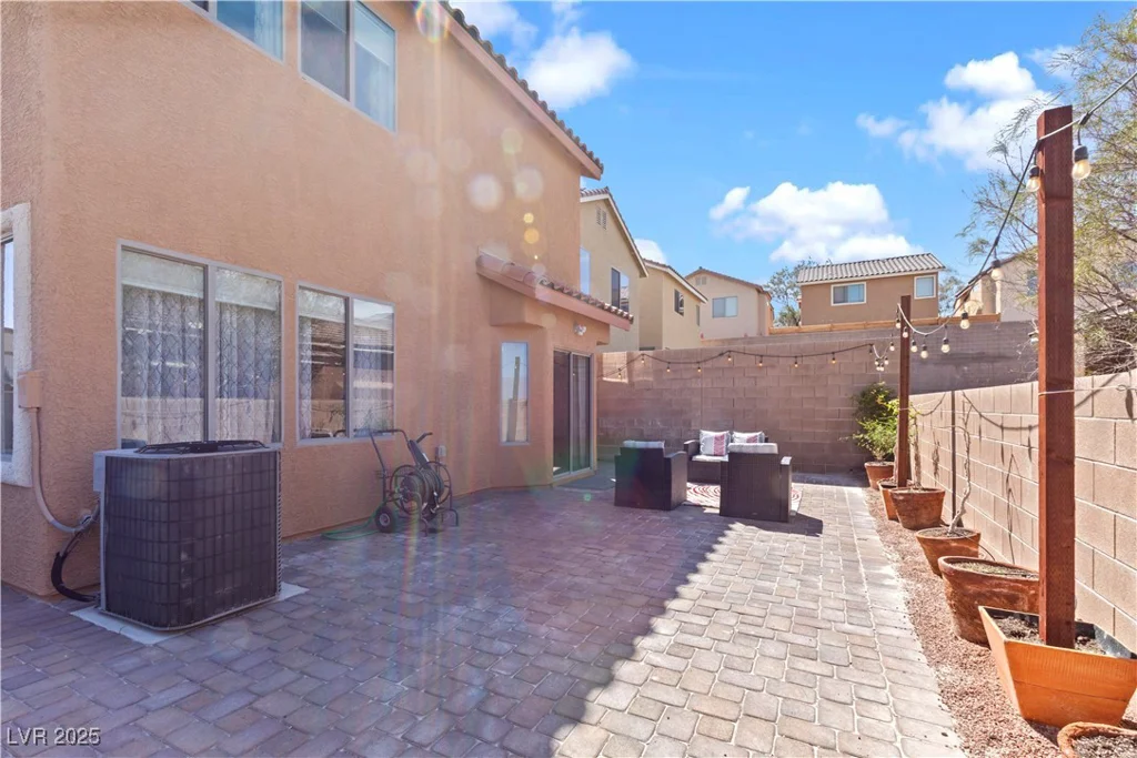 10624 Tuckermans, Las Vegas, NV 89129