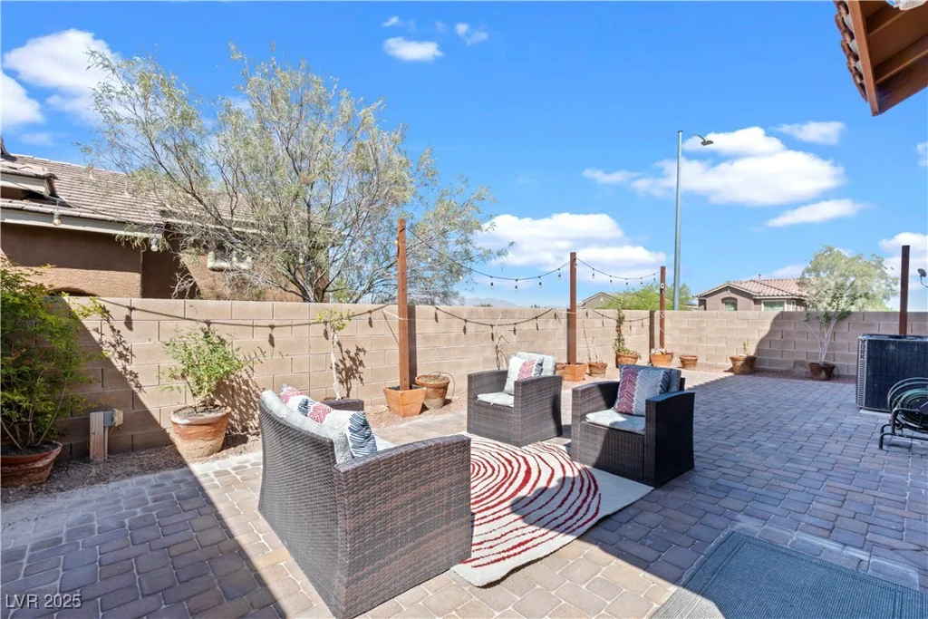 10624 Tuckermans, Las Vegas, NV 89129
