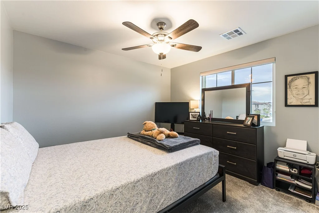 10372 Thurso, Las Vegas, NV 89166