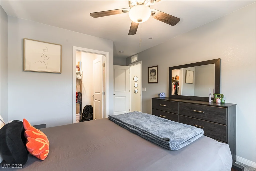 10372 Thurso, Las Vegas, NV 89166