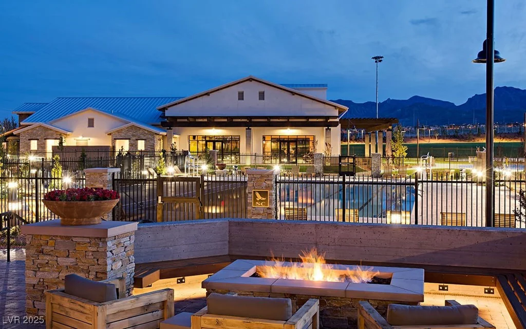 10372 Thurso, Las Vegas, NV 89166