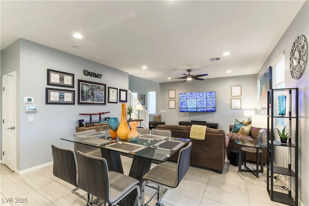 10372 Thurso, Las Vegas, NV 89166