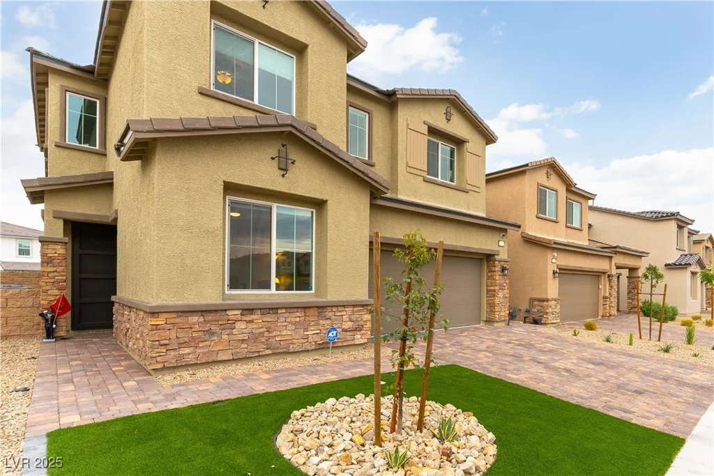 10372 Thurso, Las Vegas, NV 89166