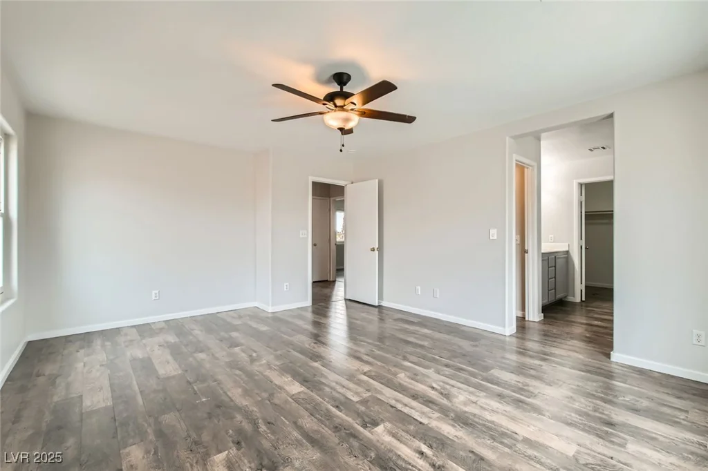 7829 Lovely Pine, Las Vegas, NV 89143