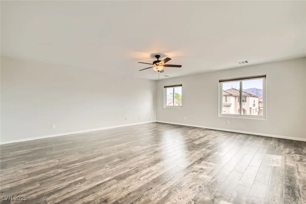 7829 Lovely Pine, Las Vegas, NV 89143