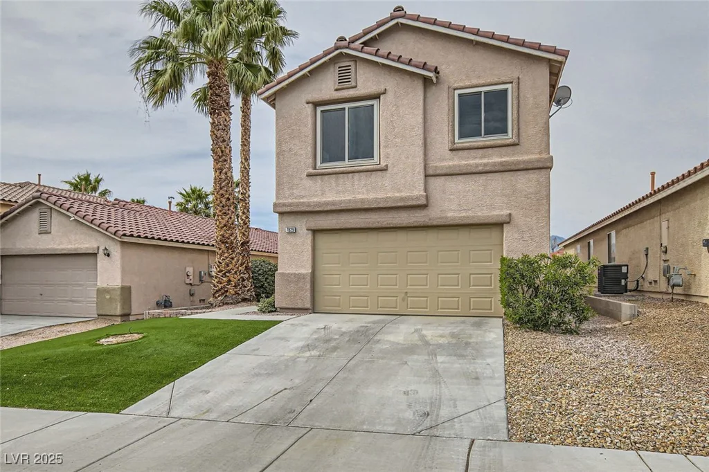7829 Lovely Pine, Las Vegas, NV 89143
