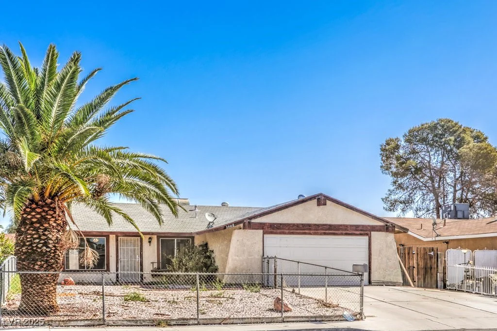 3948 Maple Hill, Las Vegas, NV 89115